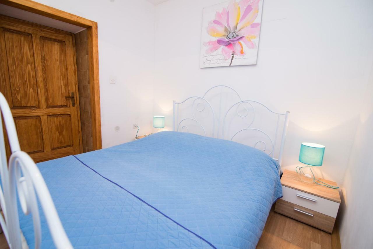 Andjelka B4-Blue Apartment Mali Losinj Exterior photo