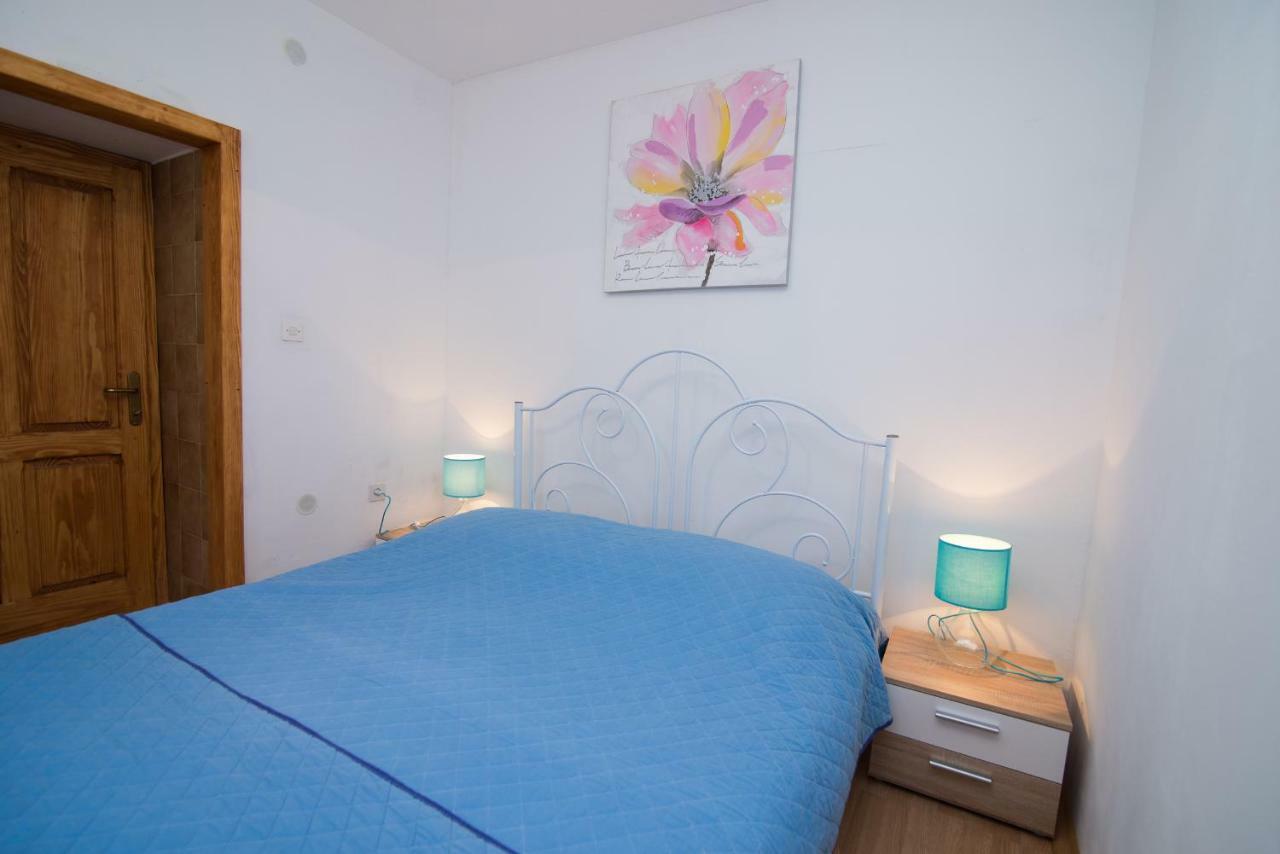 Andjelka B4-Blue Apartment Mali Losinj Exterior photo